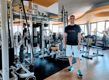 Παντελής Κουστουμπέκης: συνέντευξη με τον personal trainer που γνωρίζει από πρώτο χέρι τις προκλήσεις της άσκησης με διαβήτη
