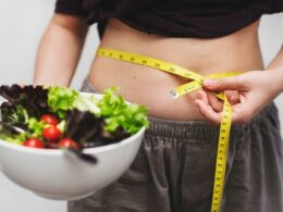 8 συμβουλές για να χάσετε βάρος χωρίς να πεινάτε
