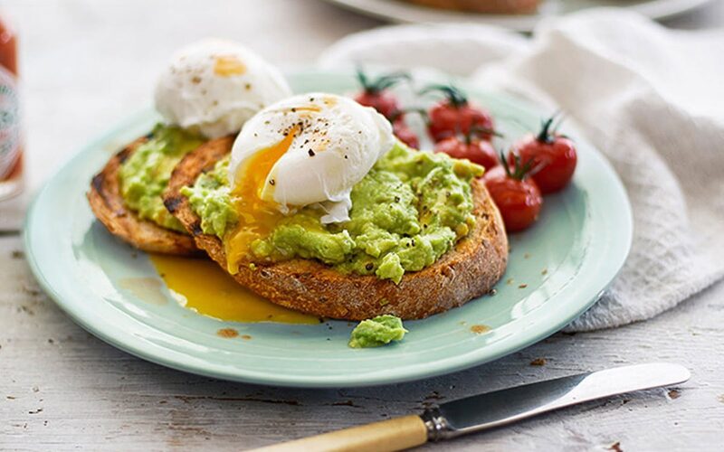 Υγιεινό, γρήγορο, θρεπτικό πρωινό για να ξεκινήσετε νόστιμα τη μέρα σας