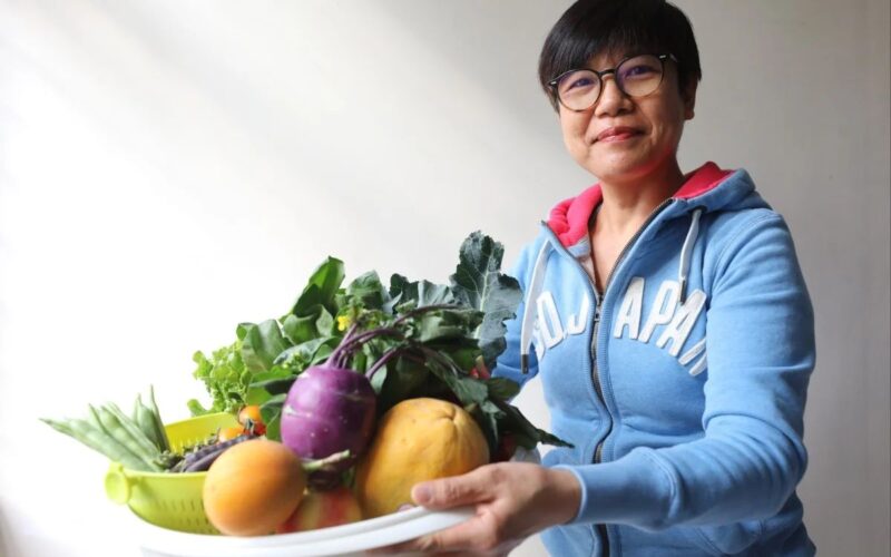 Μια διατροφολόγος από την Ιαπωνία, όπου ζουν οι μακροβιότεροι άνθρωποι στον κόσμο, προτείνει 5 τροφές μακροζωίας που τρώνε κάθε μέρα