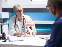 Η μείωση του σακχάρου στο αίμα μπορεί να μειώσει στο μισό τον κίνδυνο καρδιακής προσβολής σε άτομα με προδιαβήτη