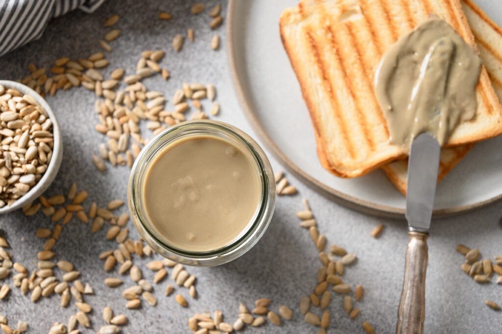 Το ταχίνι δεν είναι απλώς για τη νηστεία: Γιατί είναι το απόλυτο superfood για τον διαβήτη (και πώς να το απολαύσεις σωστά)